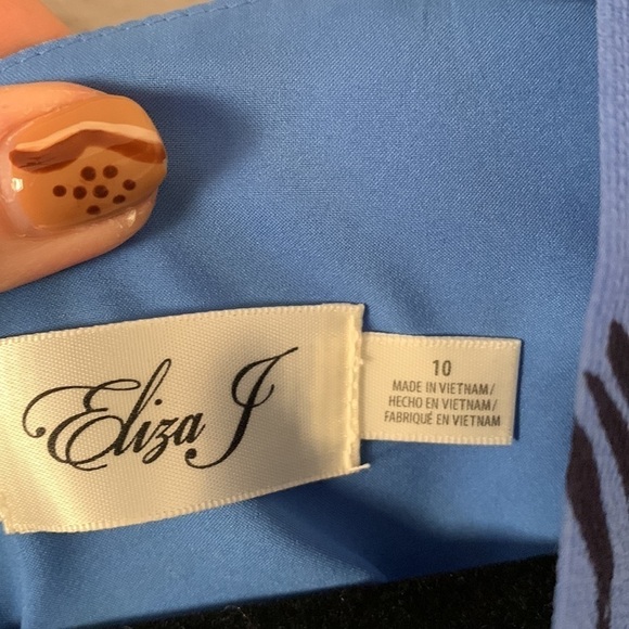 Eliza J Print Faux Wrap Tiered Flutter Sleeve V Neck Dress - Picture 8 of 14